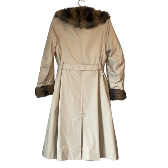 WEATHERBEE | VINTAGE GENUINE FUR-LINED LONG BEIGE TRENCH COAT - Picture 2 of 11